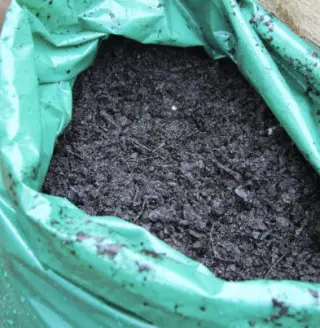 Gezeefde bladaarde zak 40 liter
